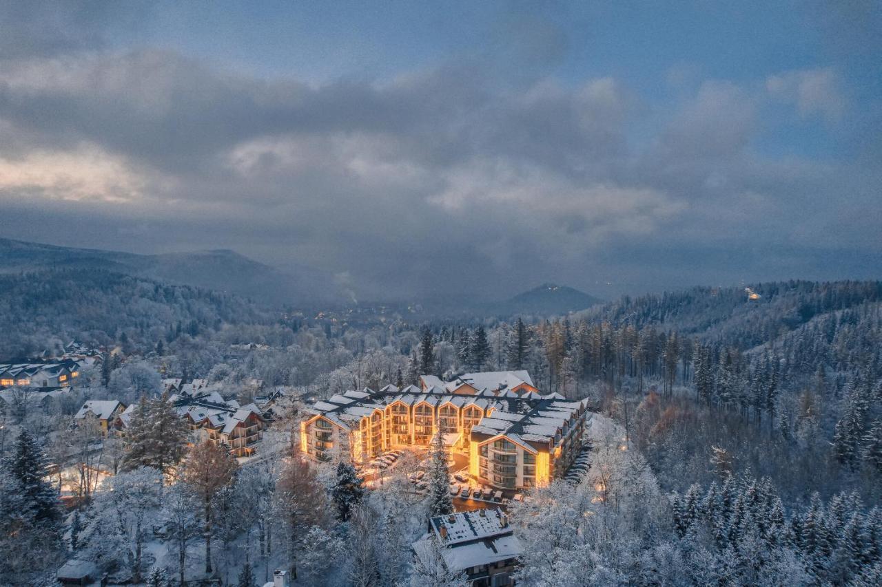 Green Mountain 5* Hotel Karpacz Buitenkant foto Aerial view of the resort