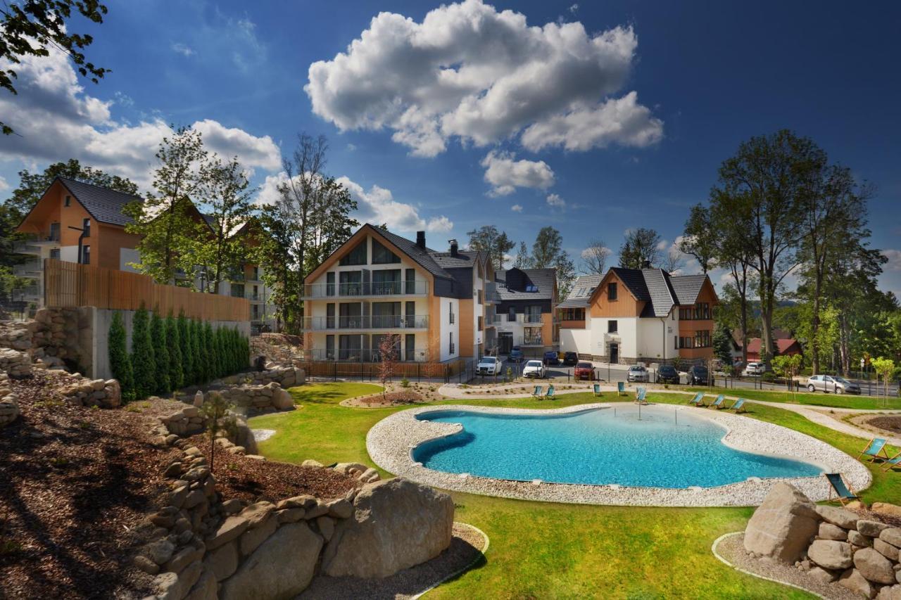 Green Mountain 5* Hotel Karpacz Buitenkant foto Residential complex in the village