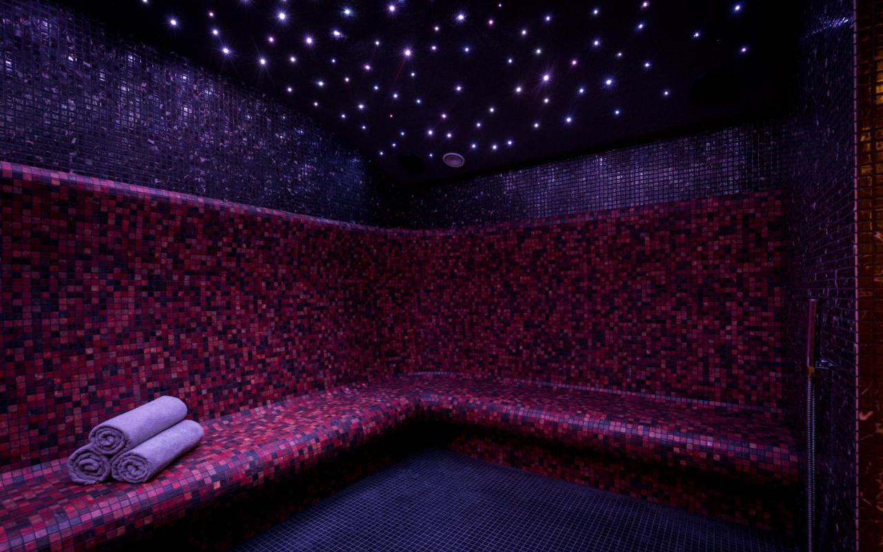 Green Mountain 5* Hotel Karpacz Buitenkant foto A steam room